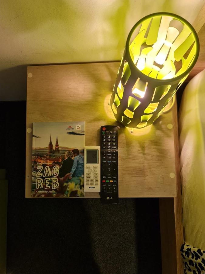 Himalayan Hostel Zagabria Esterno foto